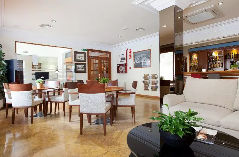 Отель Mr Costa Blanca