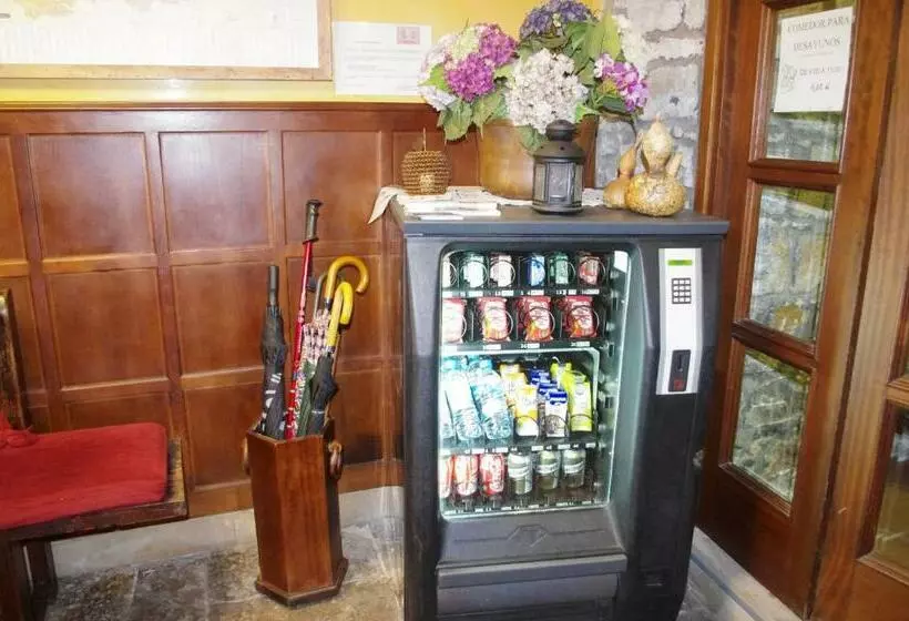 Hotel Palacio Carlos I