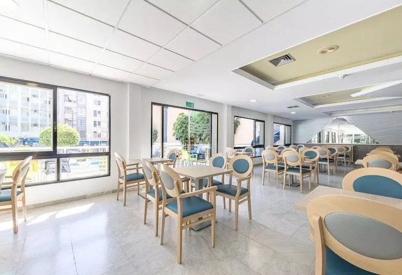 Hotel Port Vista Oro