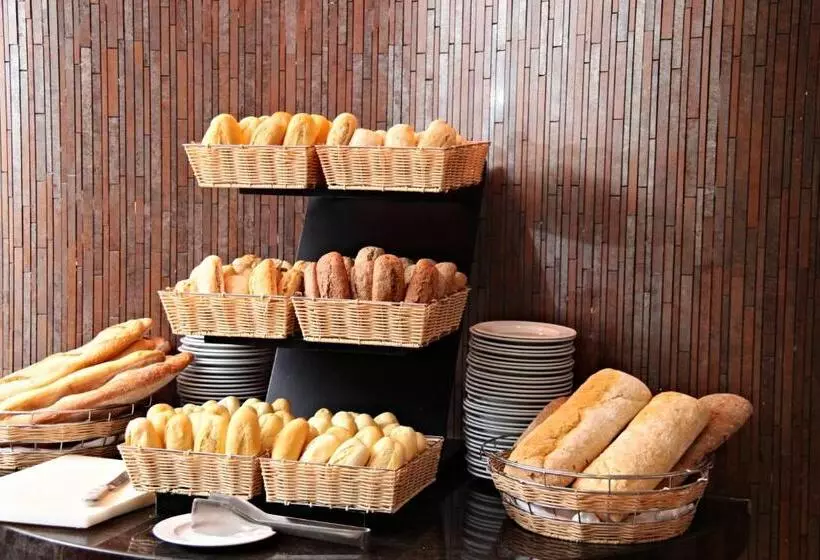 בית מלון כפרי Sandos Monaco   Adults Only