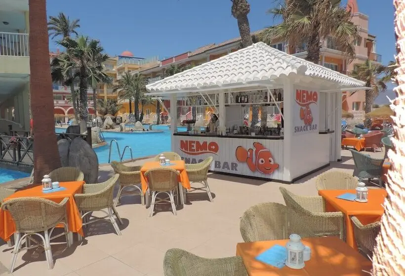 Mediterráneo Bay Hotel & Resort