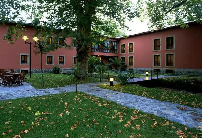Parador De Gijon
