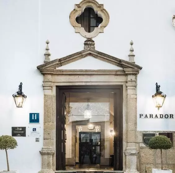 Parador De Merida