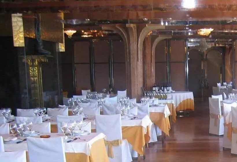 Sercotel Cuatro Postes