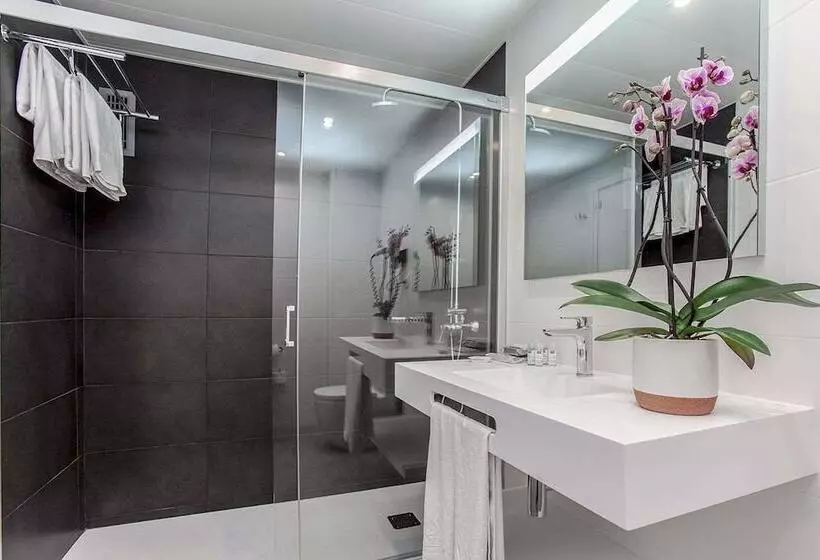 Aparthotel Atenea Barcelona