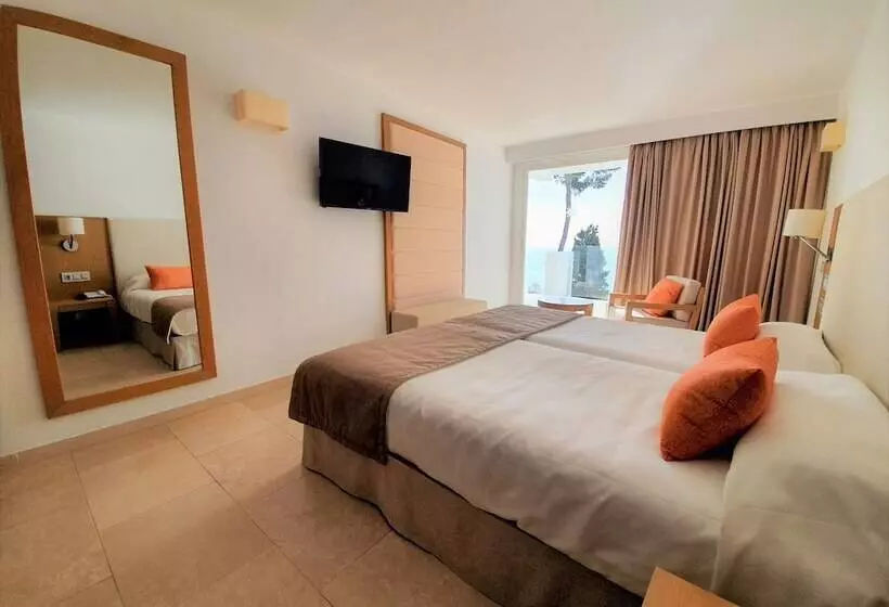 Aparthotel Ponent Mar