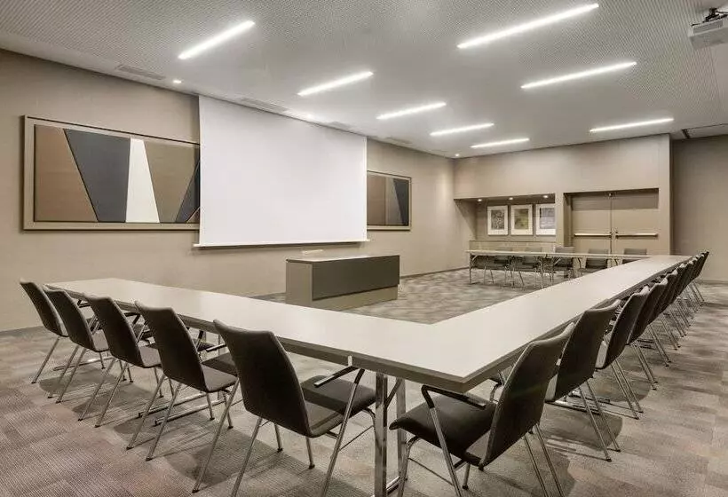 Ac Hotel San Cugat By Marriott