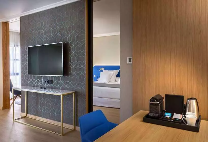 Hotelli Barcelo Caceres V Centenario