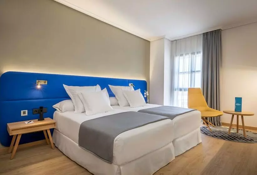 Hotelli Barcelo Caceres V Centenario