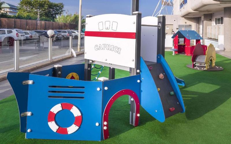 Caprici Beach Hotel & Spa