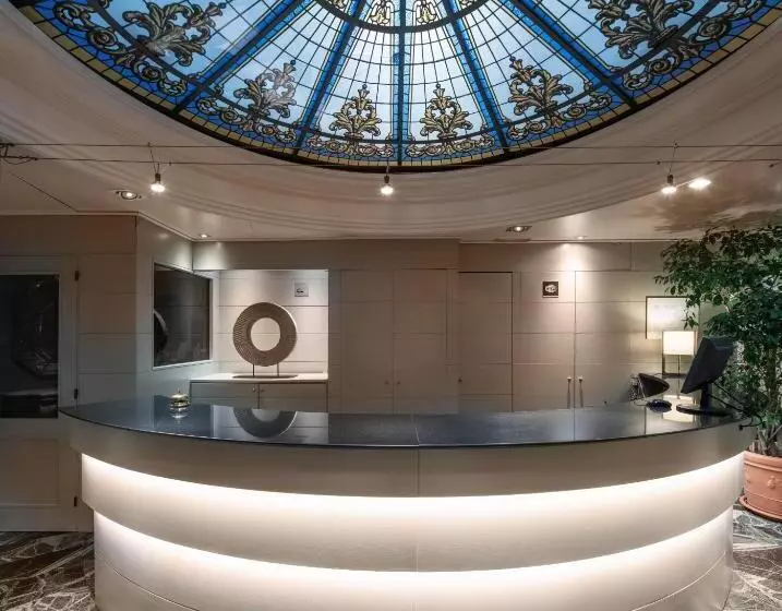 هتل Catalonia Roma