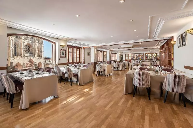 בית מלון כפרי Crisol Meson Del Cid