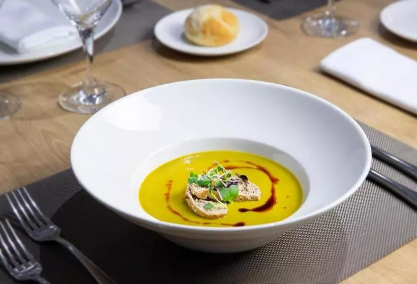 فندق Eurostars Acteon