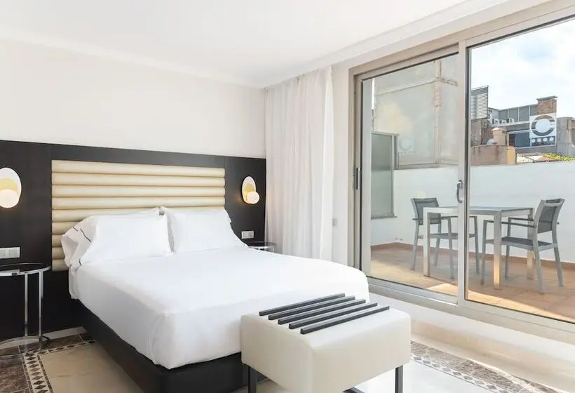 هتل Eurostars Cristal Palace
