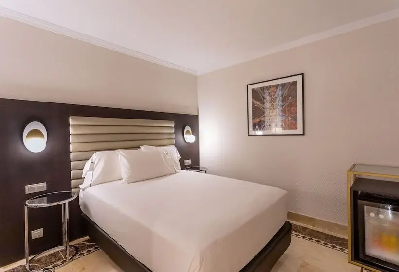 هتل Eurostars Cristal Palace