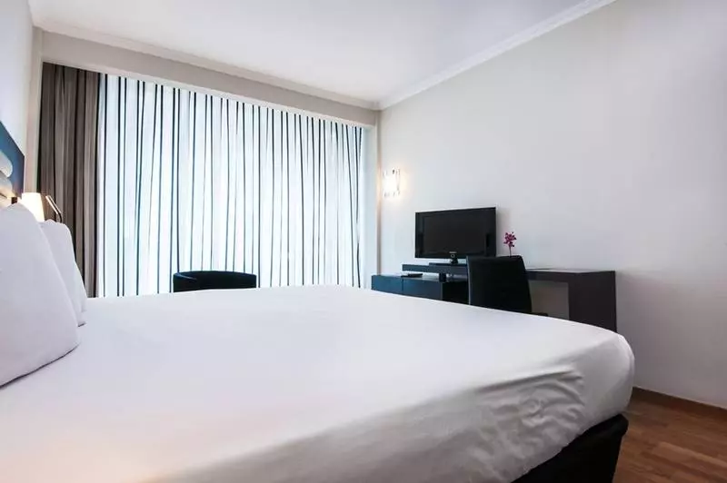 Отель Exe Cristal Palace