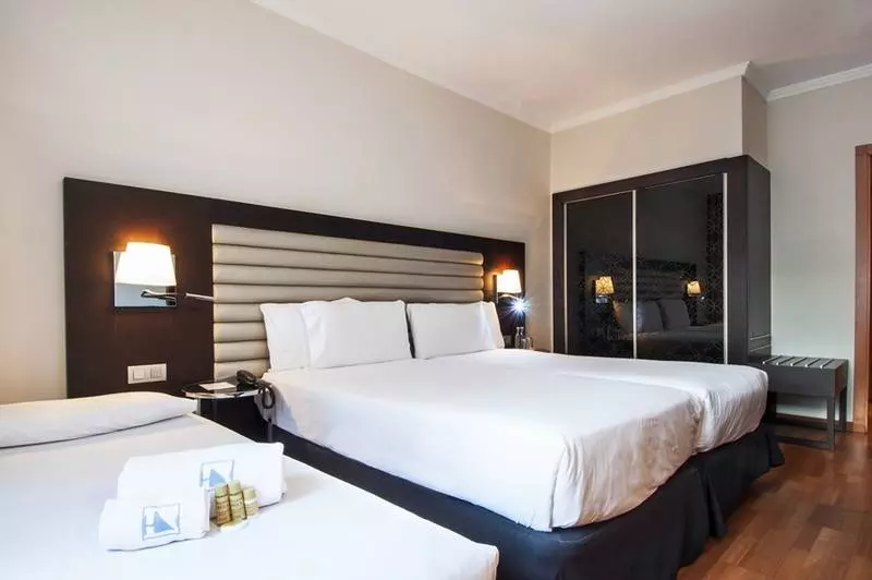 Отель Exe Cristal Palace