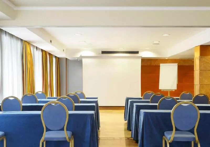 Отель Exe Cristal Palace