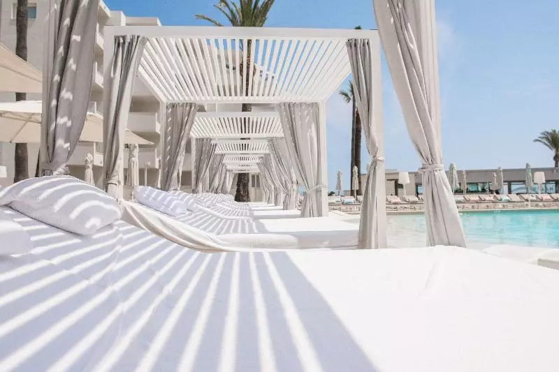 هتل Garbi Ibiza & Spa