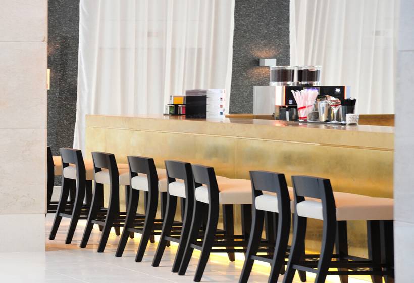 هتل Hilton Barcelona