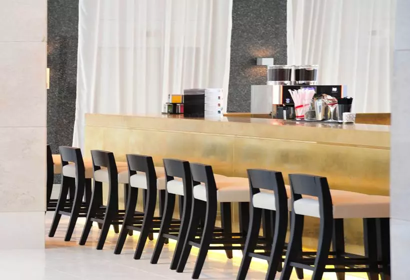 Отель Hilton Barcelona