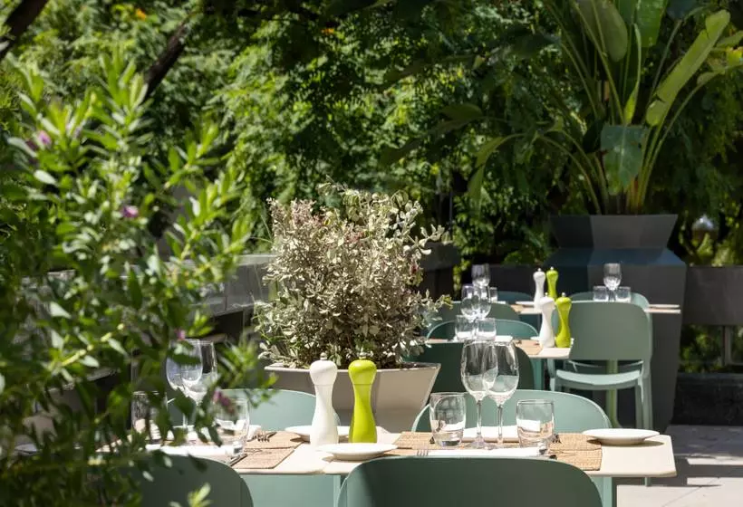 Отель Hilton Barcelona