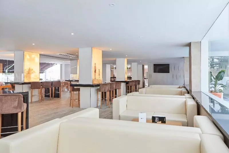 Hotel Hm Dunas Blancas