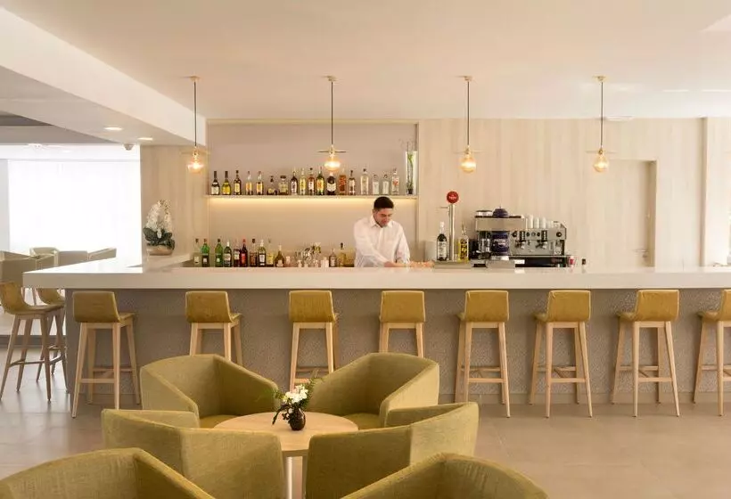 ホテル Hsm Don Juan