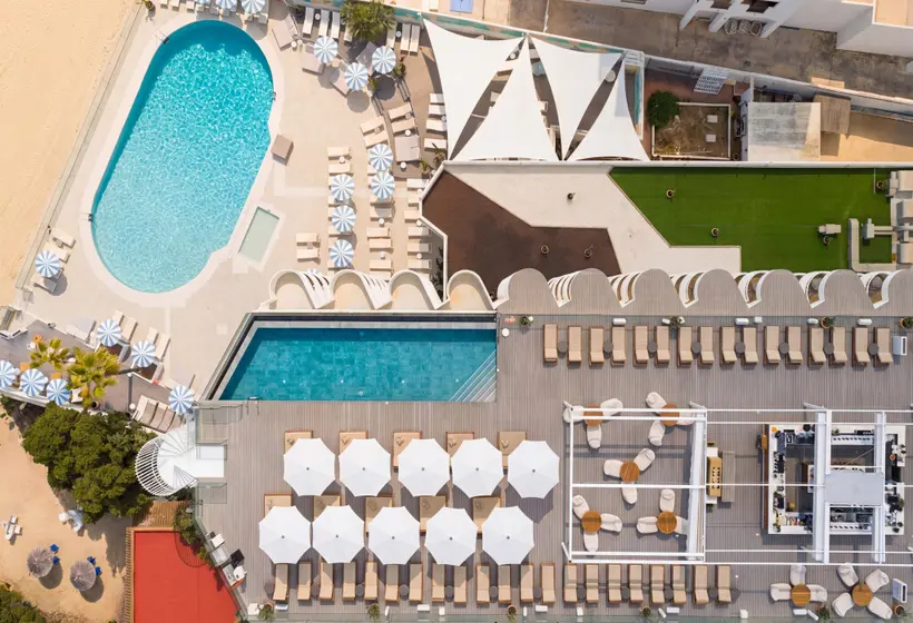 Hotelli INNSiDE by Meliá Ibiza Beach