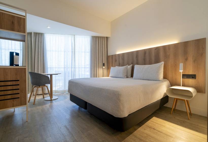 בית מלון כפרי Innside Ibiza Beach