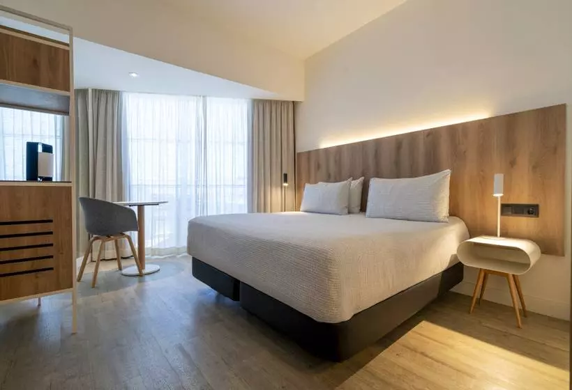 בית מלון כפרי Innside Ibiza Beach