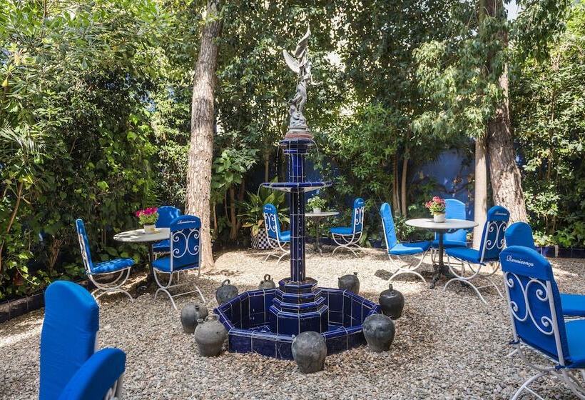 هتل Medium Renaixença