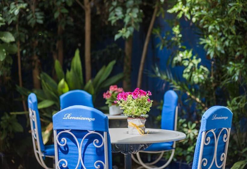 هتل Medium Renaixença