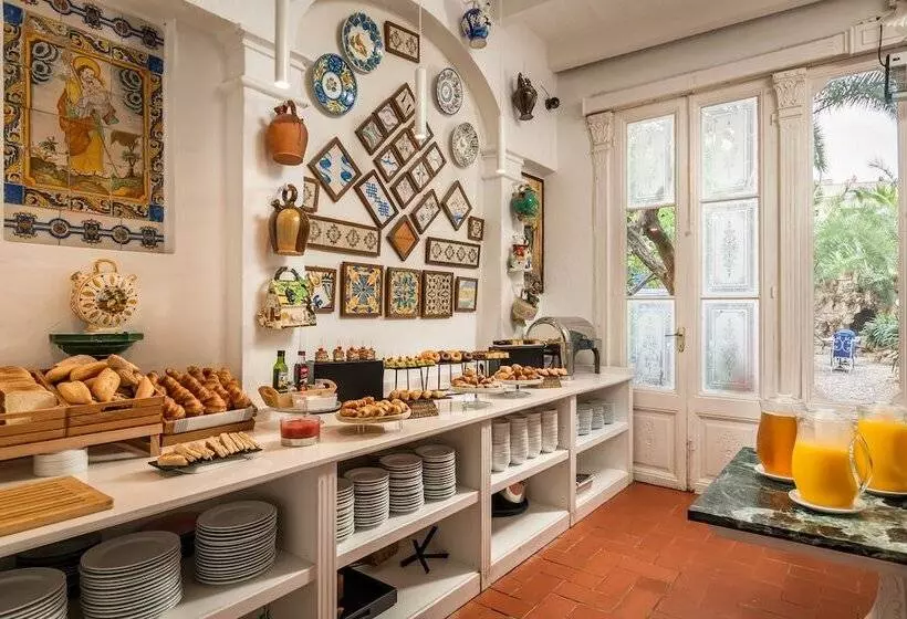 Отель Medium Renaixença