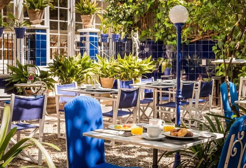 Отель Medium Renaixença