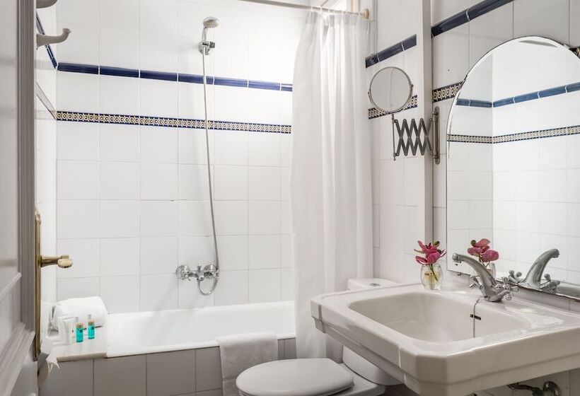 هتل Medium Renaixença