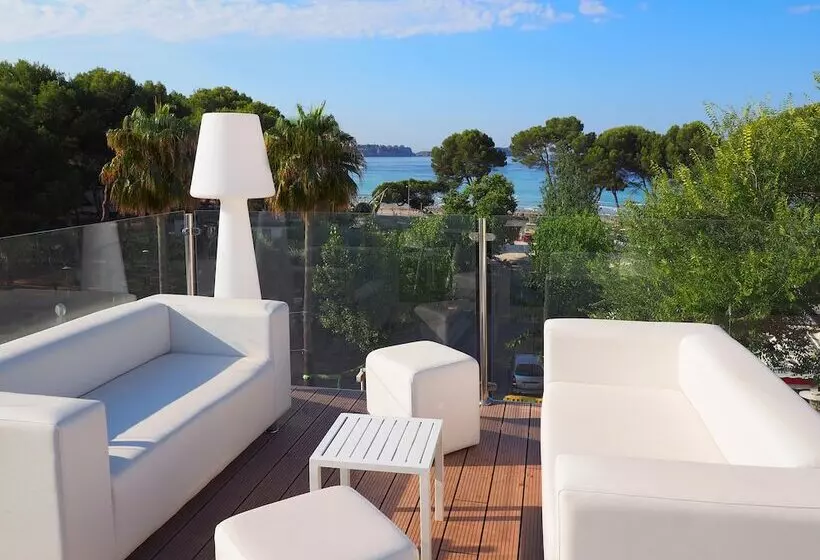 هتل Morlans Garden