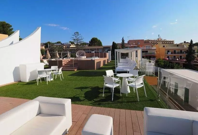 هتل Morlans Garden