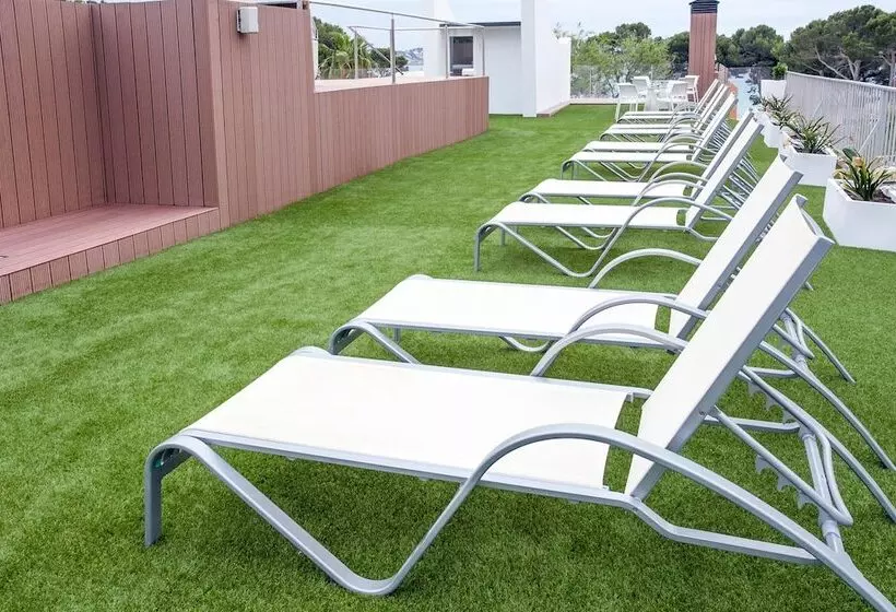 هتل Morlans Garden