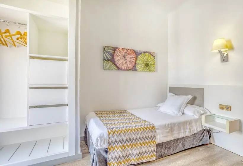 هتل Morlans Garden