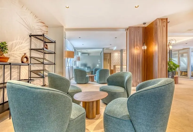 هتل Morlans Garden