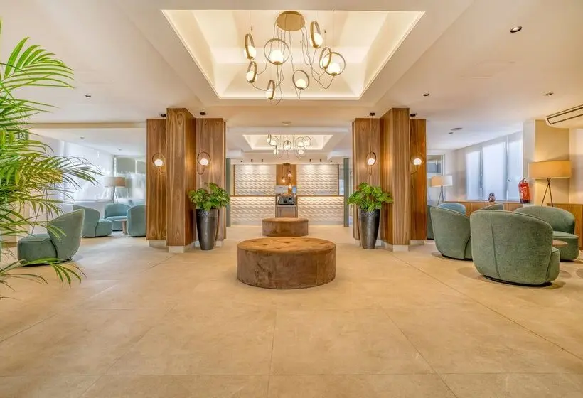 هتل Morlans Garden