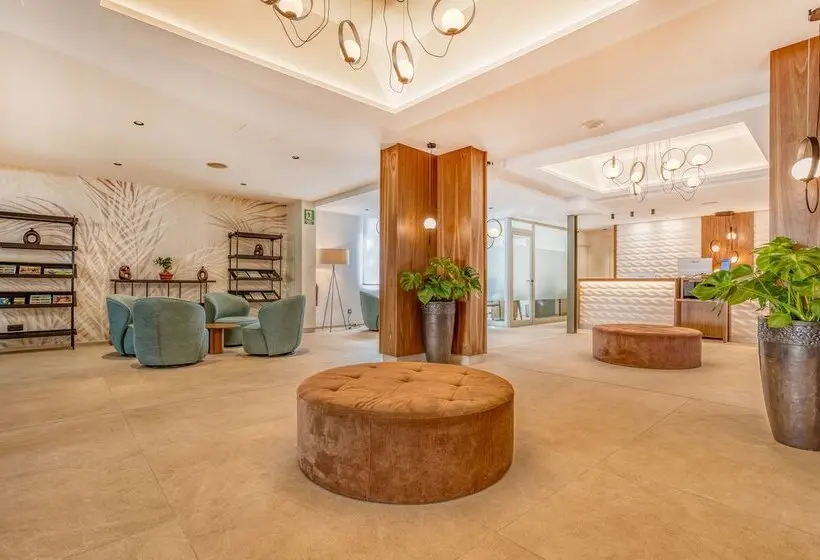 هتل Morlans Garden