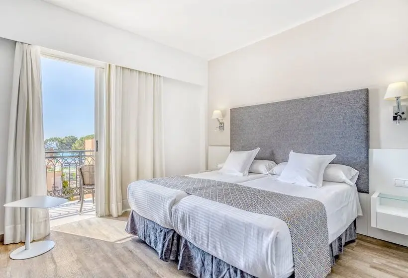 هتل Morlans Garden