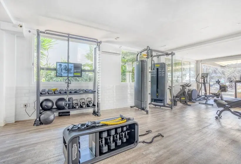 هتل Morlans Garden