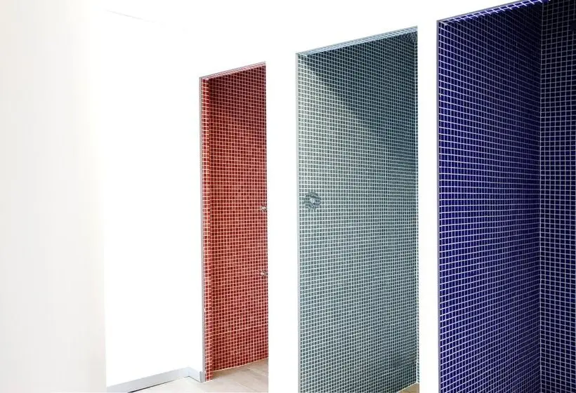 هتل Morlans Garden