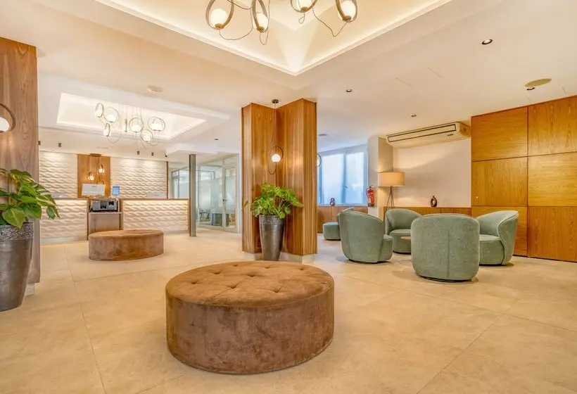 هتل Morlans Garden