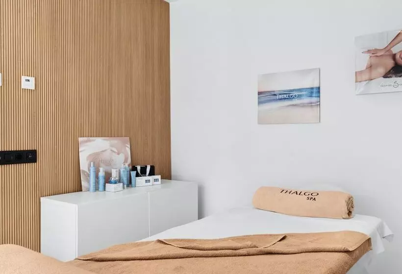 ホテル Paradiso Garden