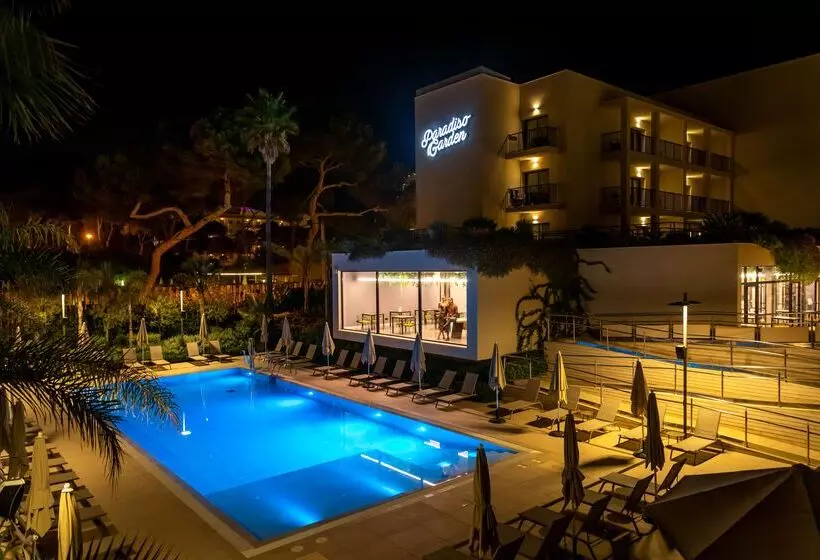 ホテル Paradiso Garden