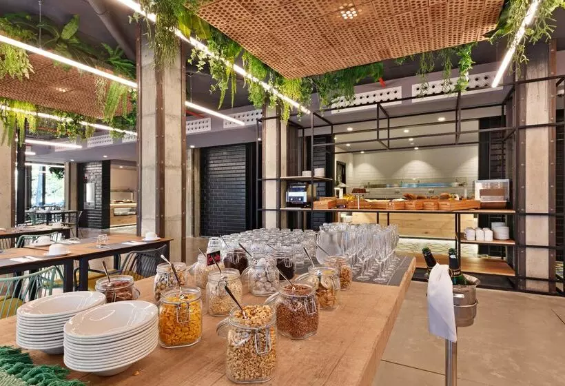 ホテル Paradiso Garden